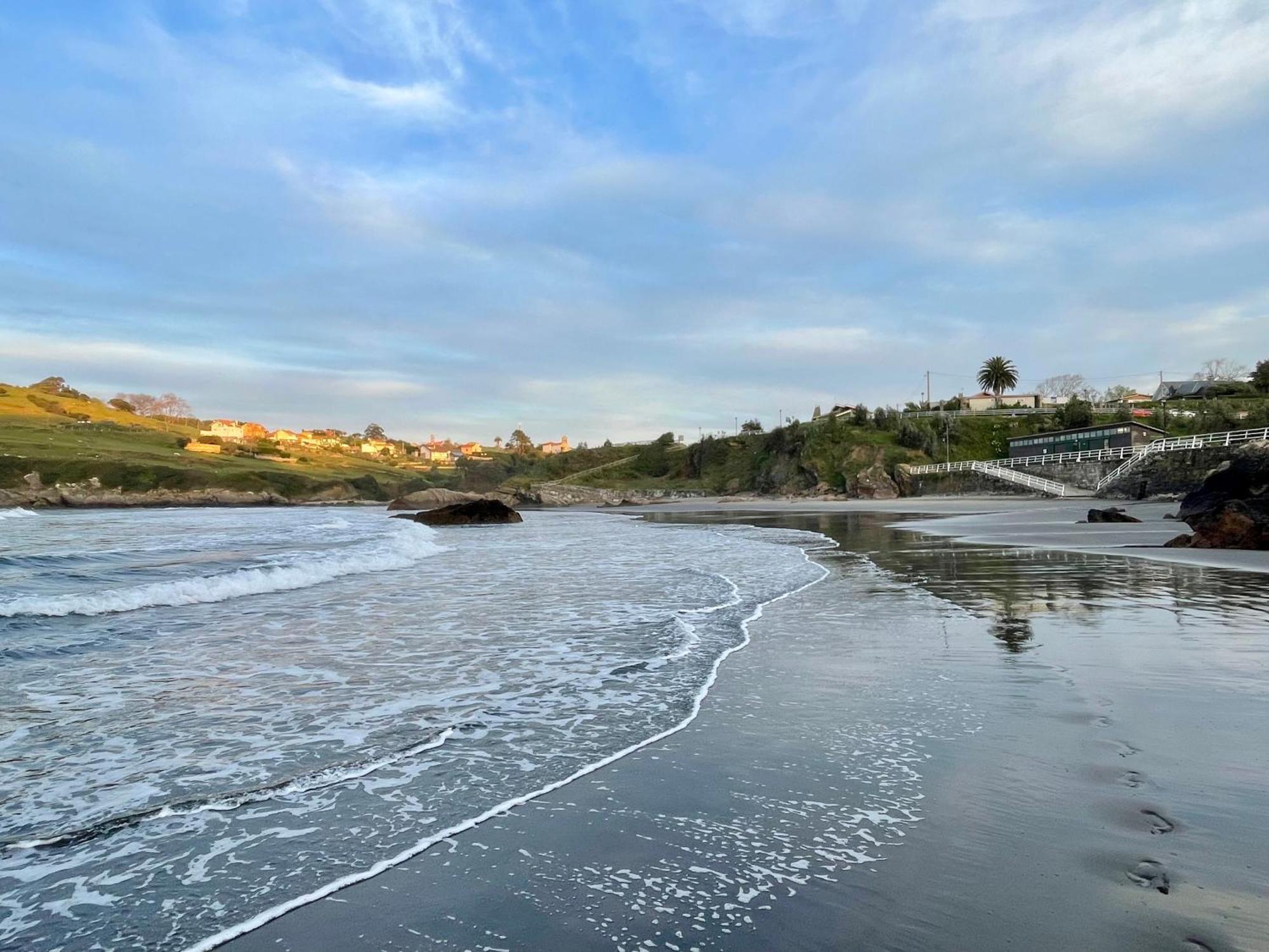 Villa La Palmera Y El Mar Naveces Eksteriør bilde