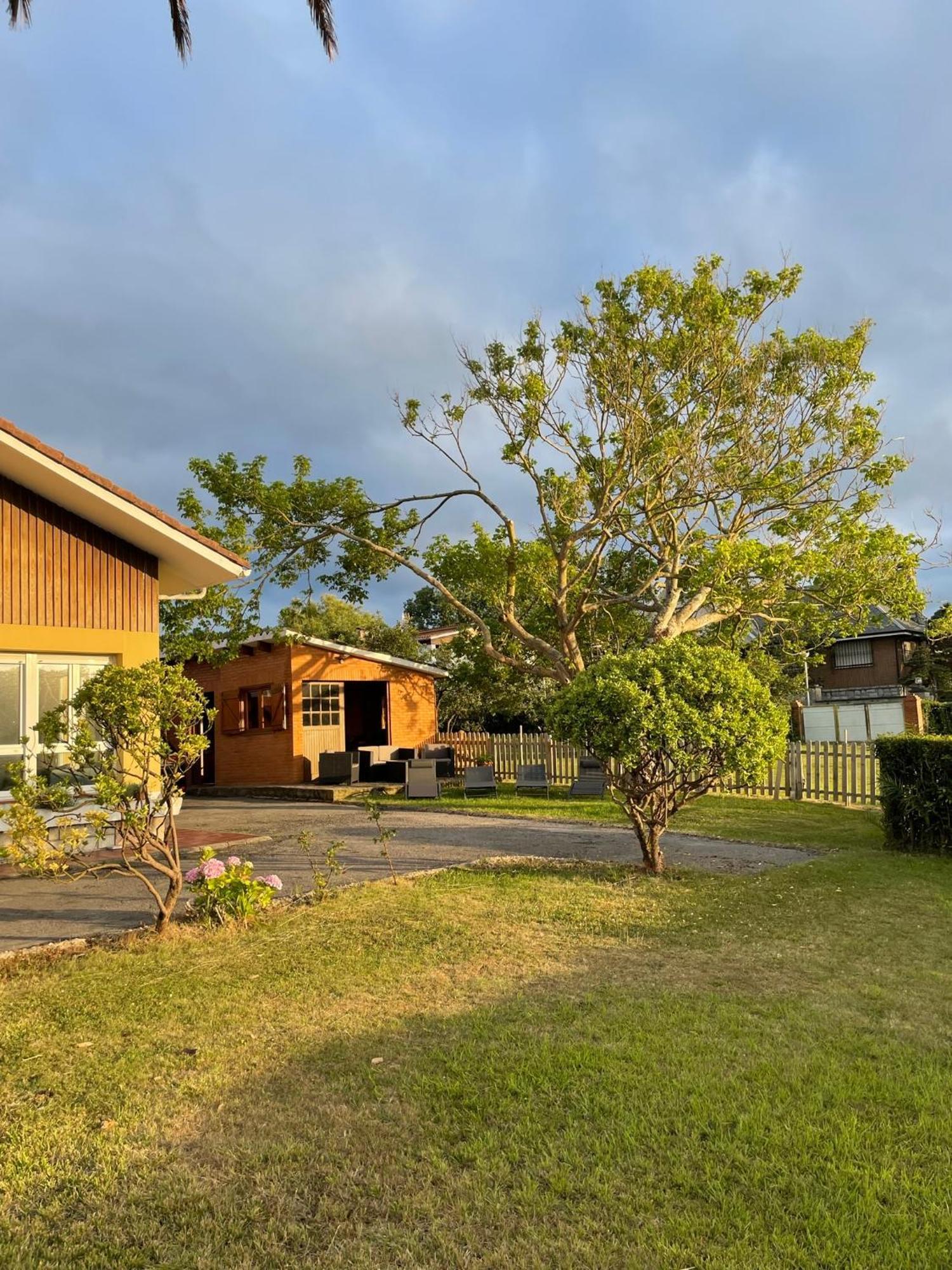 Villa La Palmera Y El Mar Naveces Eksteriør bilde