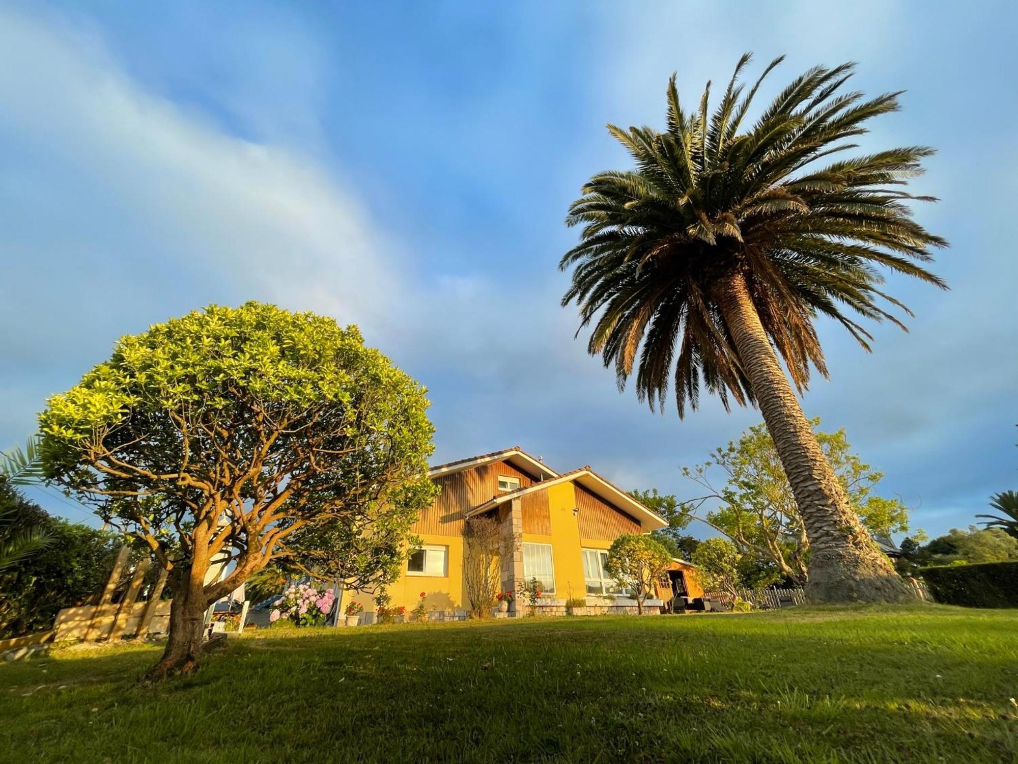 Villa La Palmera Y El Mar Naveces Eksteriør bilde